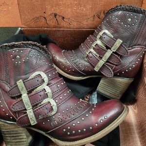 Freebird Savanna Ankle Boots in Wine